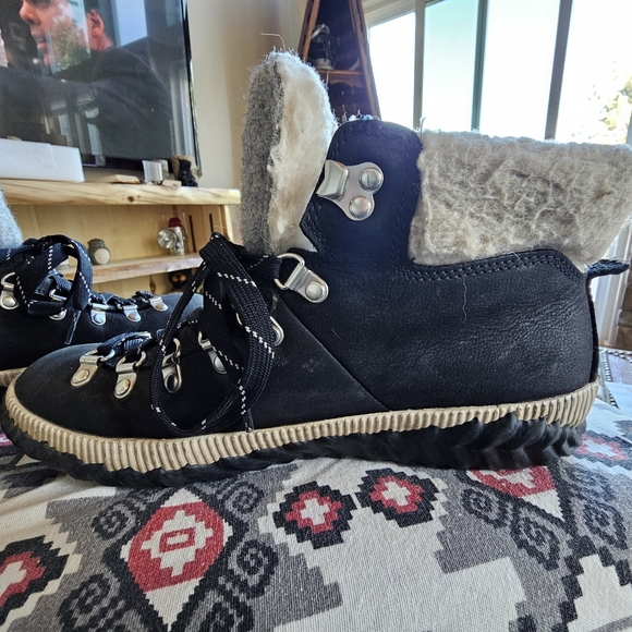 Sorel Fleece Lined Winter Boot Size 9.5 - Picture 5 of 8